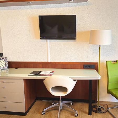 Hotel Avenue Altenfurt Nuremberg Ngoại thất bức ảnh