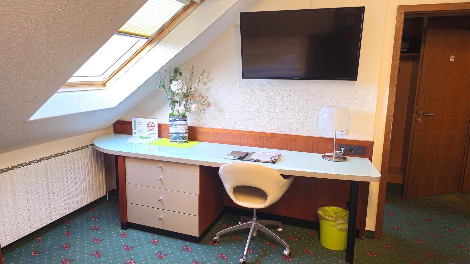 Hotel Avenue Altenfurt Nuremberg Ngoại thất bức ảnh