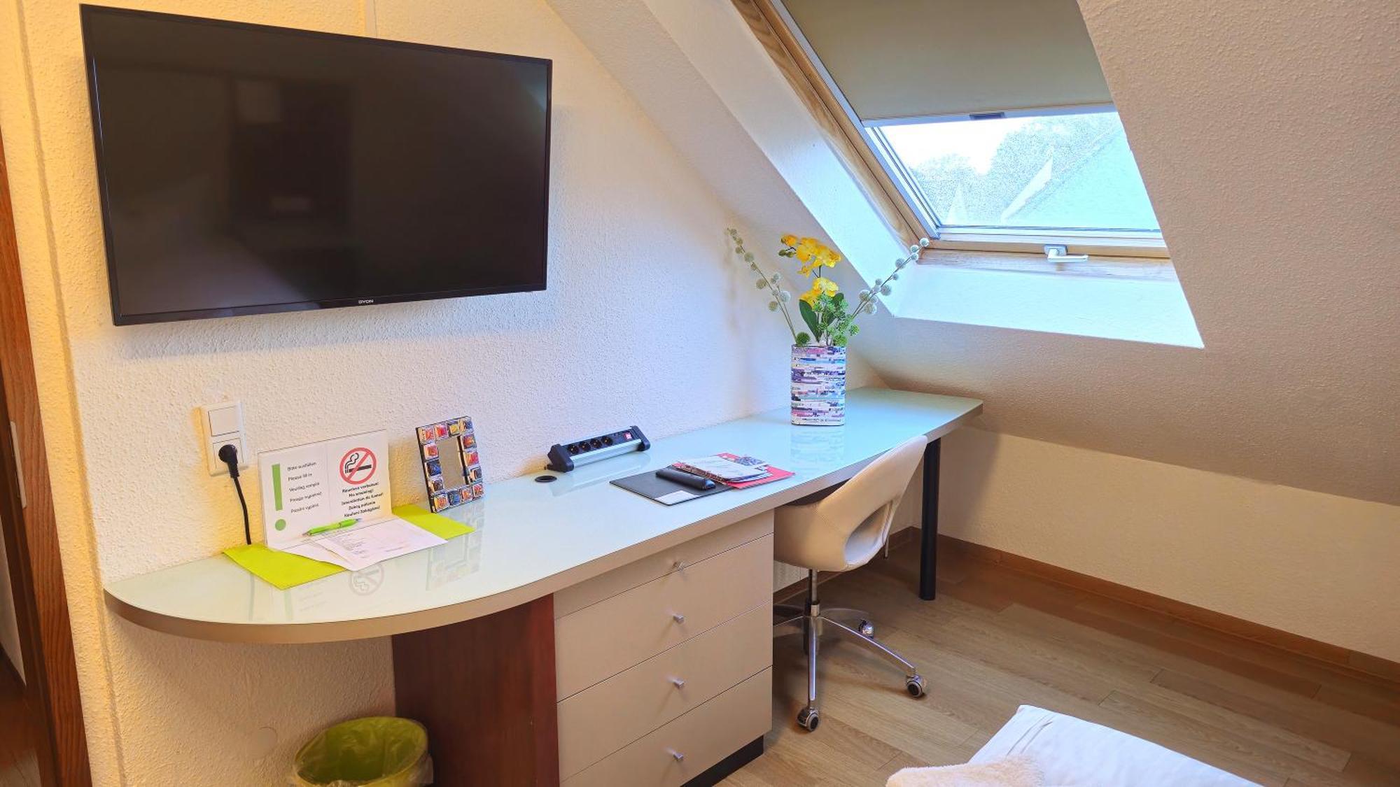 Hotel Avenue Altenfurt Nuremberg Ngoại thất bức ảnh