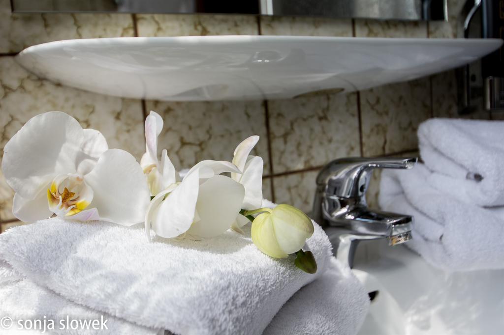 Hotel Avenue Altenfurt Nuremberg Ngoại thất bức ảnh